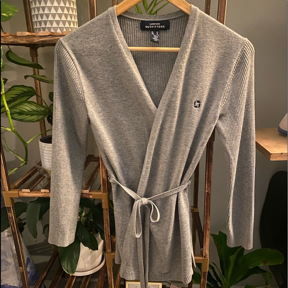 Chase Grey cardigan with tie.